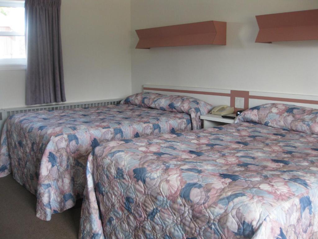Daigle'S Motel Saint Leonard Quarto foto